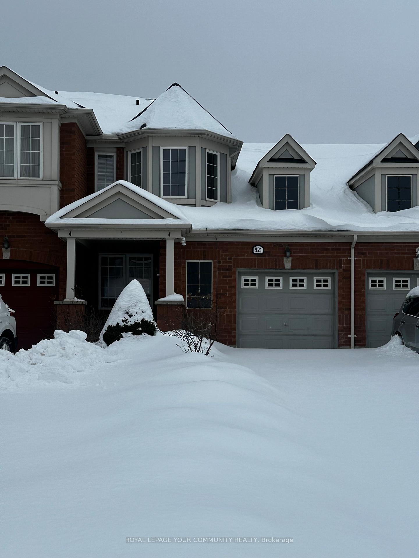 Front of 921 Raftis Crescent