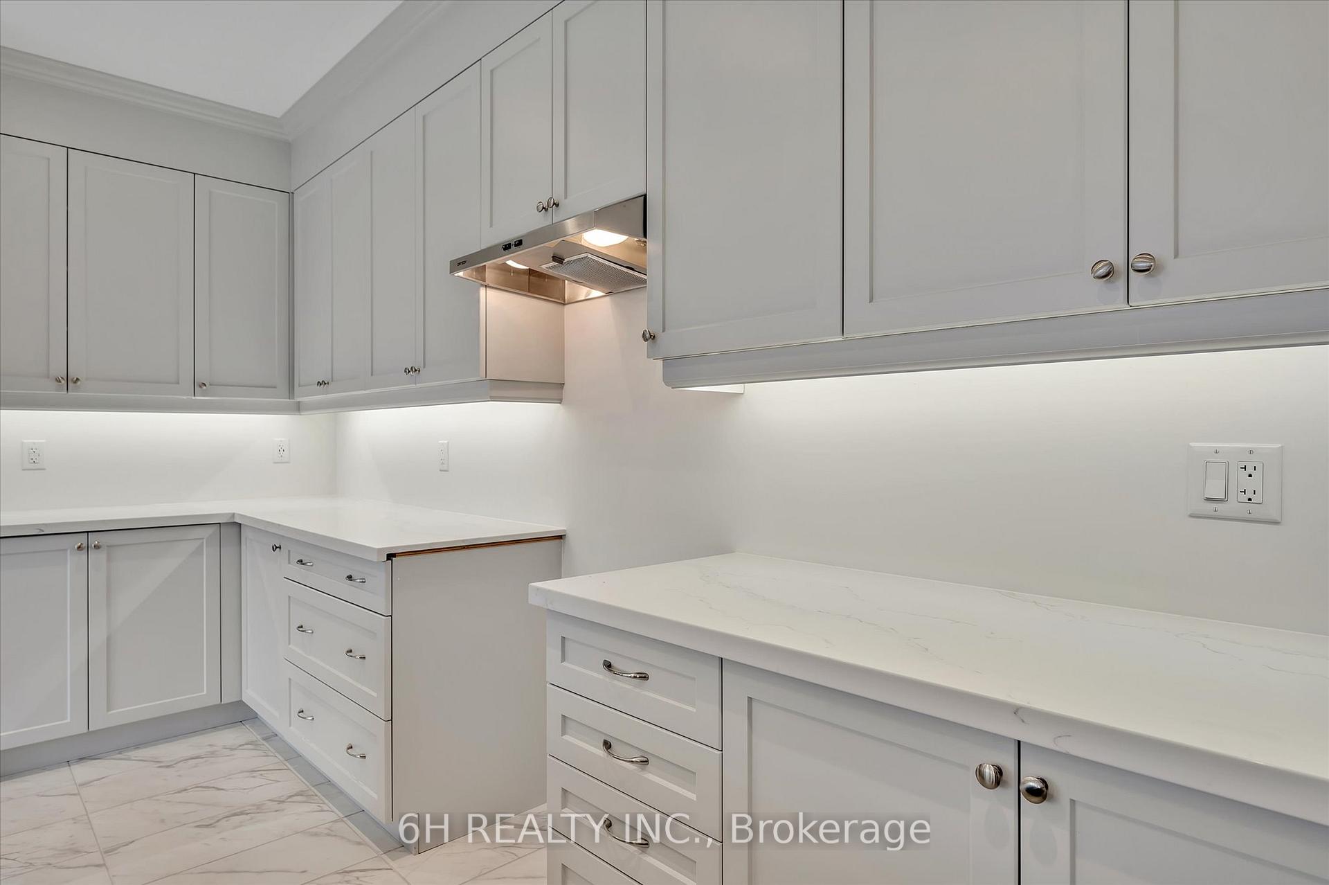 Photo 13 of 809 Griffin Trail, Peterborough, Monaghan Ward 2 — HOMEH