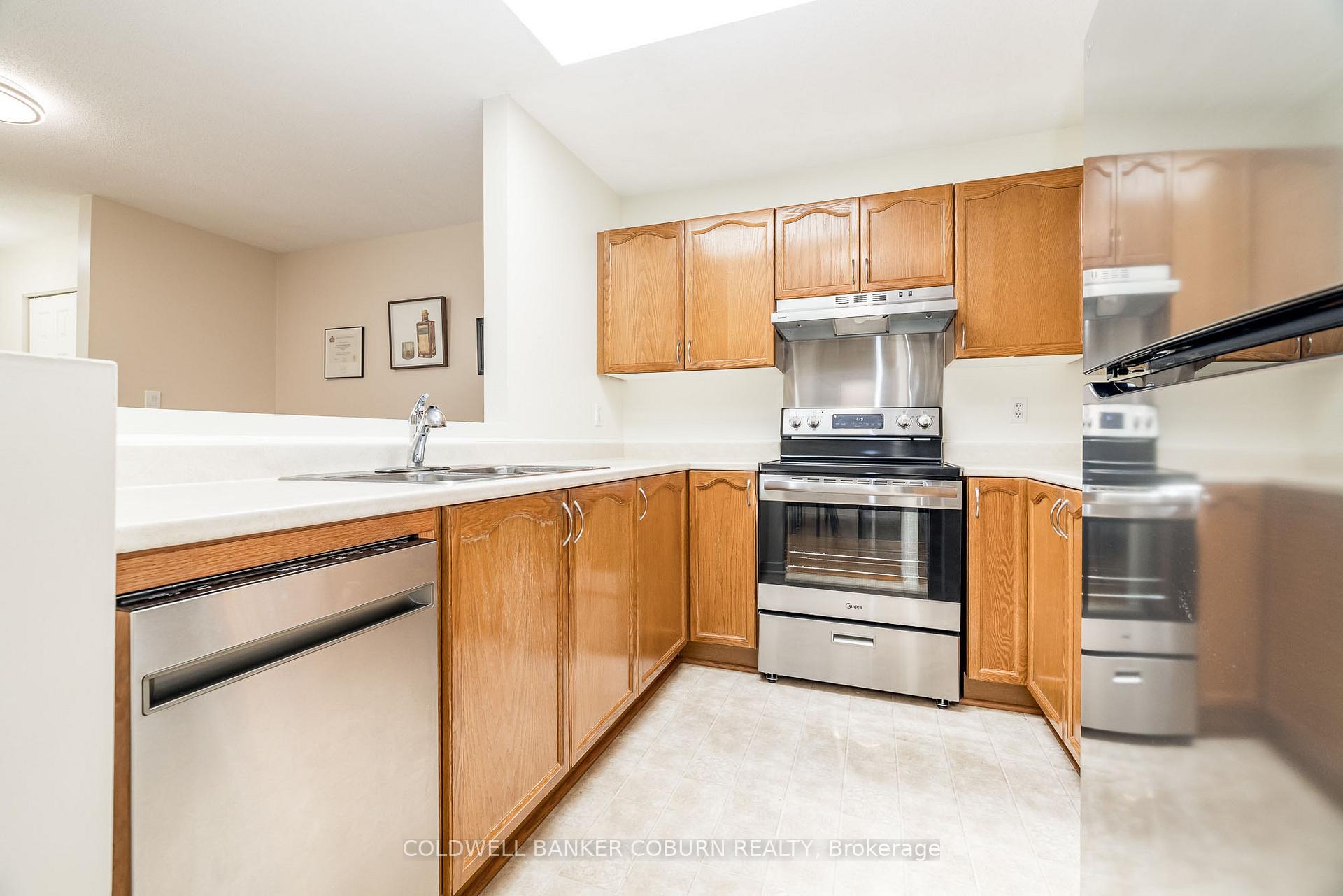 Photo 13 of 803 Eighth Street, Renfrew — HOMEH