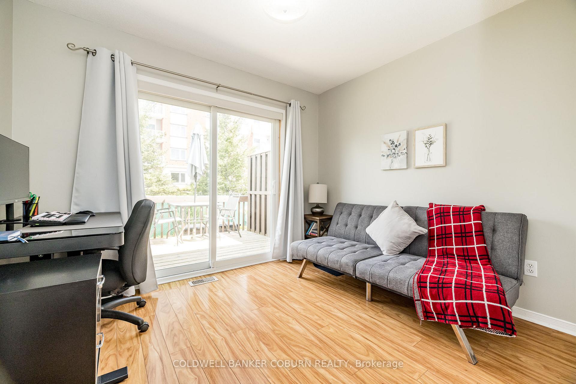 Photo 21 of 803 Eighth Street, Renfrew — HOMEH
