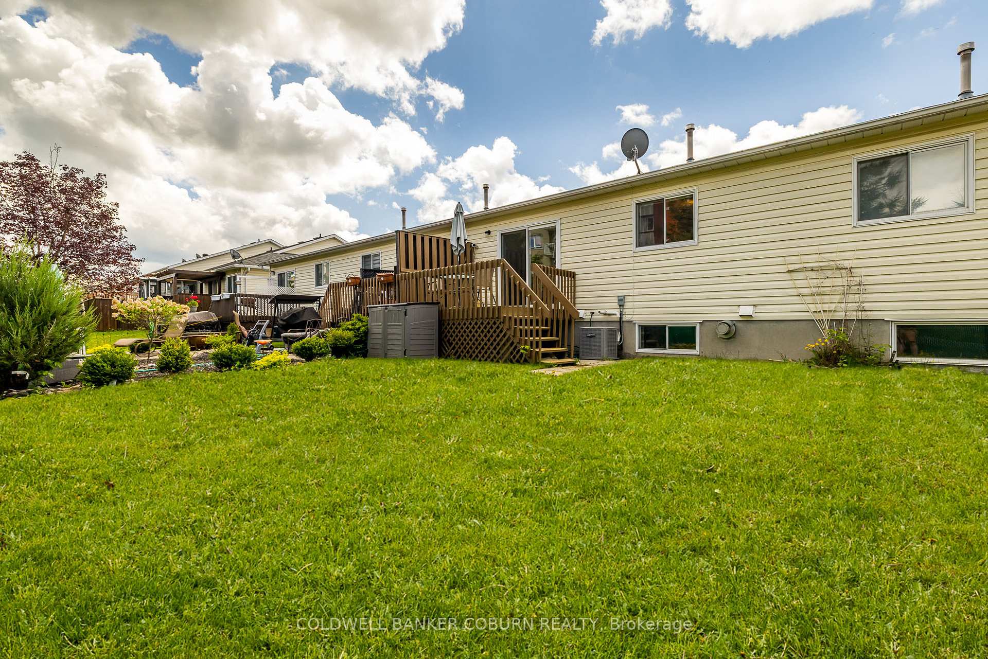 Photo 35 of 803 Eighth Street, Renfrew — HOMEH
