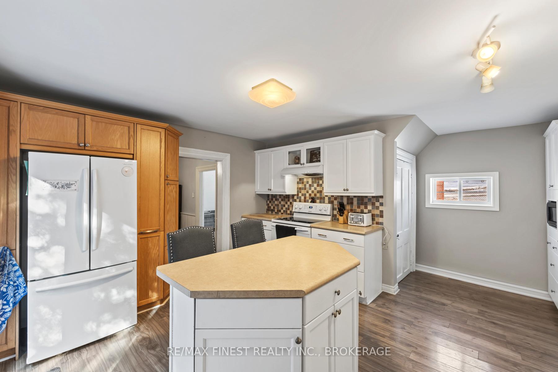 Photo 15 of 36 William Street, Rideau Lakes, Rideau Lakes (Bastard) Twp — HOMEH