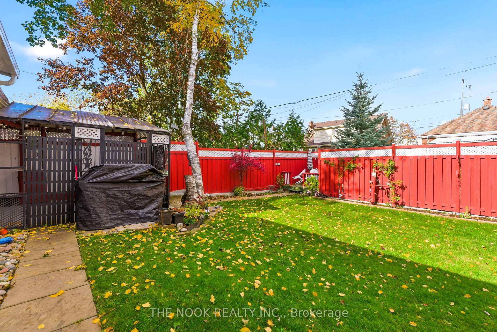 Photo 35 of 518 Rose Avenue, Peterborough, Otonabee Ward 1 — HOMEH