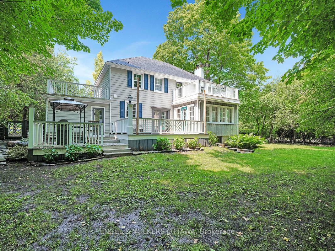 Photo 3 of 200 Howick Street, Ottawa, Rockcliffe — HOMEH