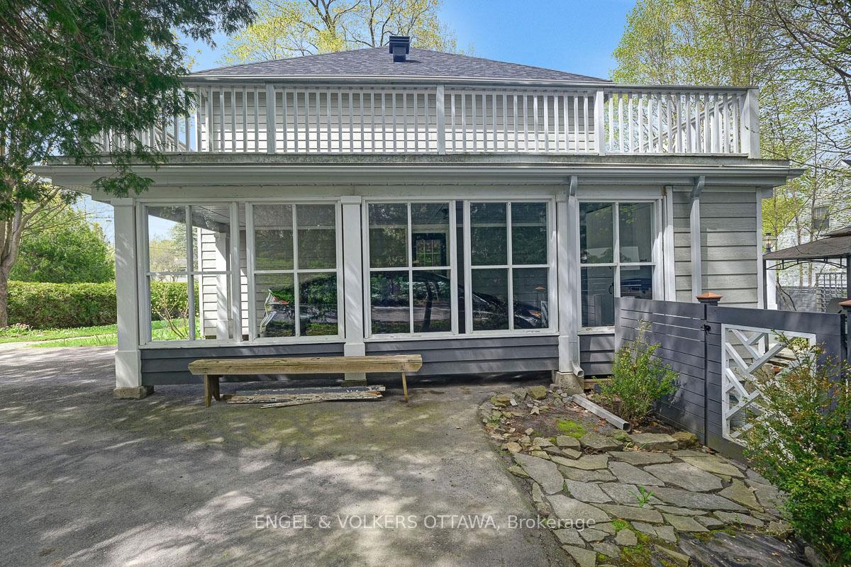 Photo 5 of 200 Howick Street, Ottawa, Rockcliffe — HOMEH