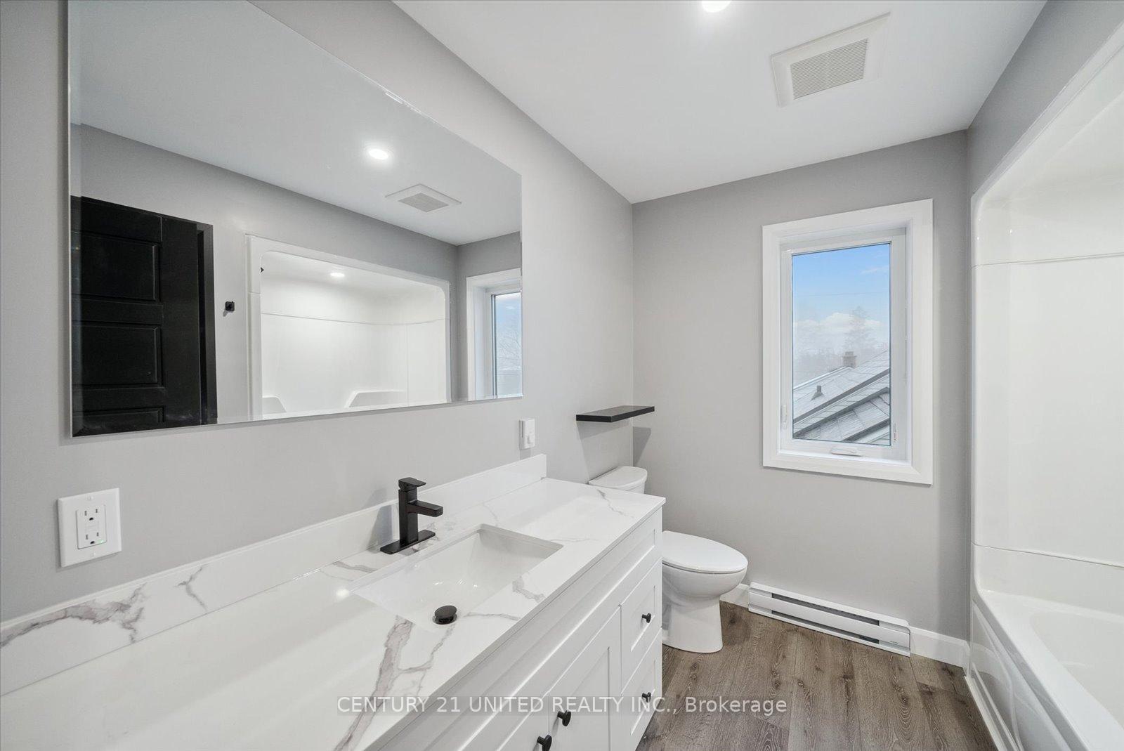 Photo 11 of Unit 3, 491 King George Street, Peterborough, Otonabee Ward 1 — HOMEH