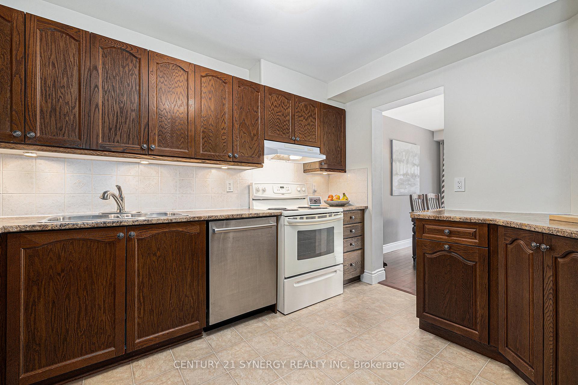 Photo 15 of 275 Branthaven Street, Ottawa, Avalon East — HOMEH