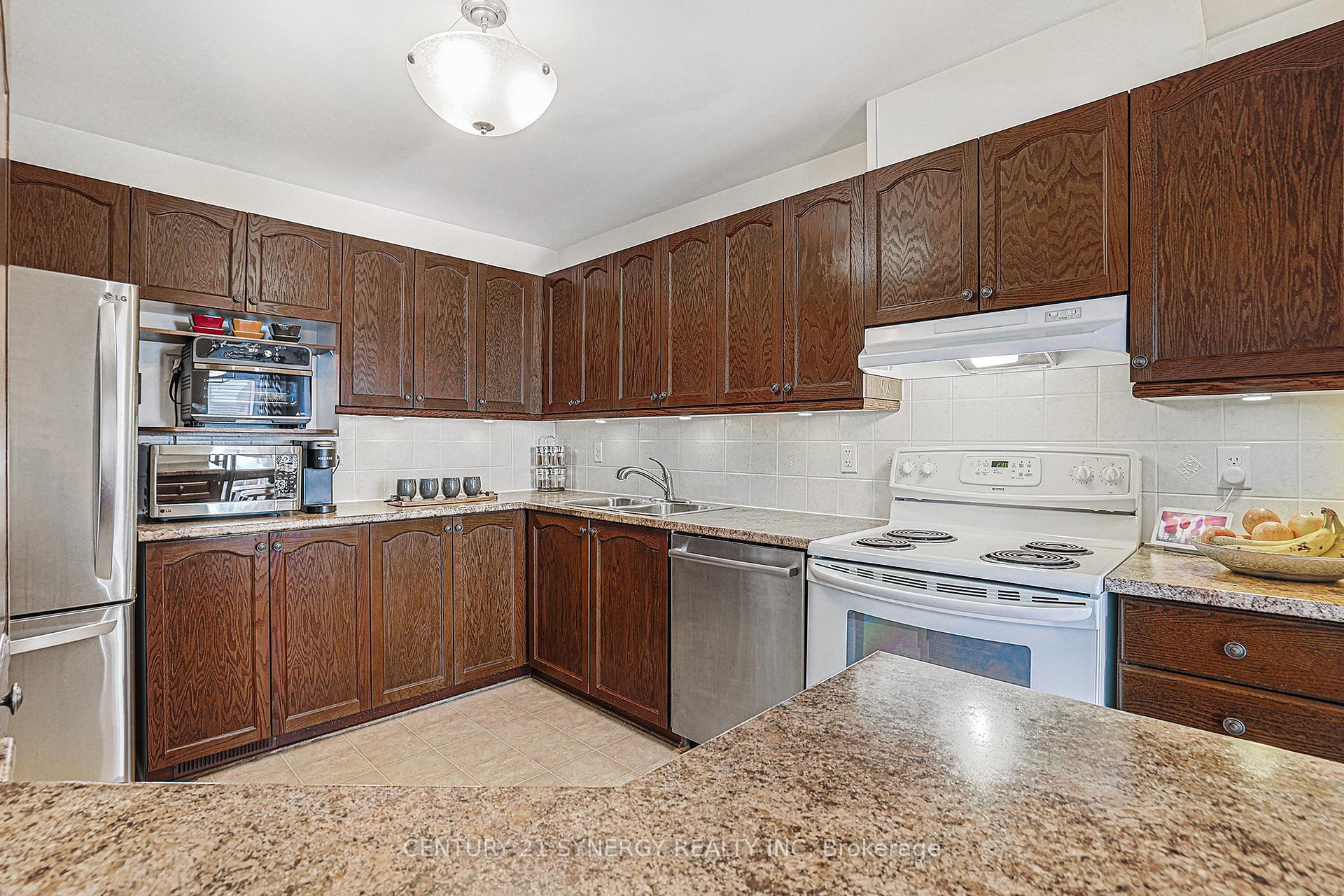 Photo 16 of 275 Branthaven Street, Ottawa, Avalon East — HOMEH
