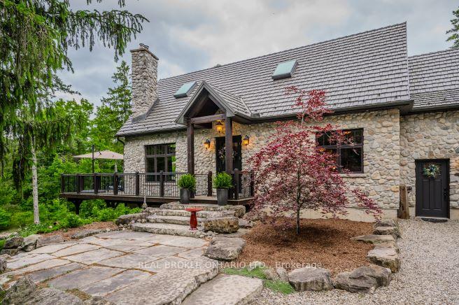 Photo 5 of 11 Pioneer Grove Road, Puslinch, Puslinch Lake Settlement Areas — HOMEH