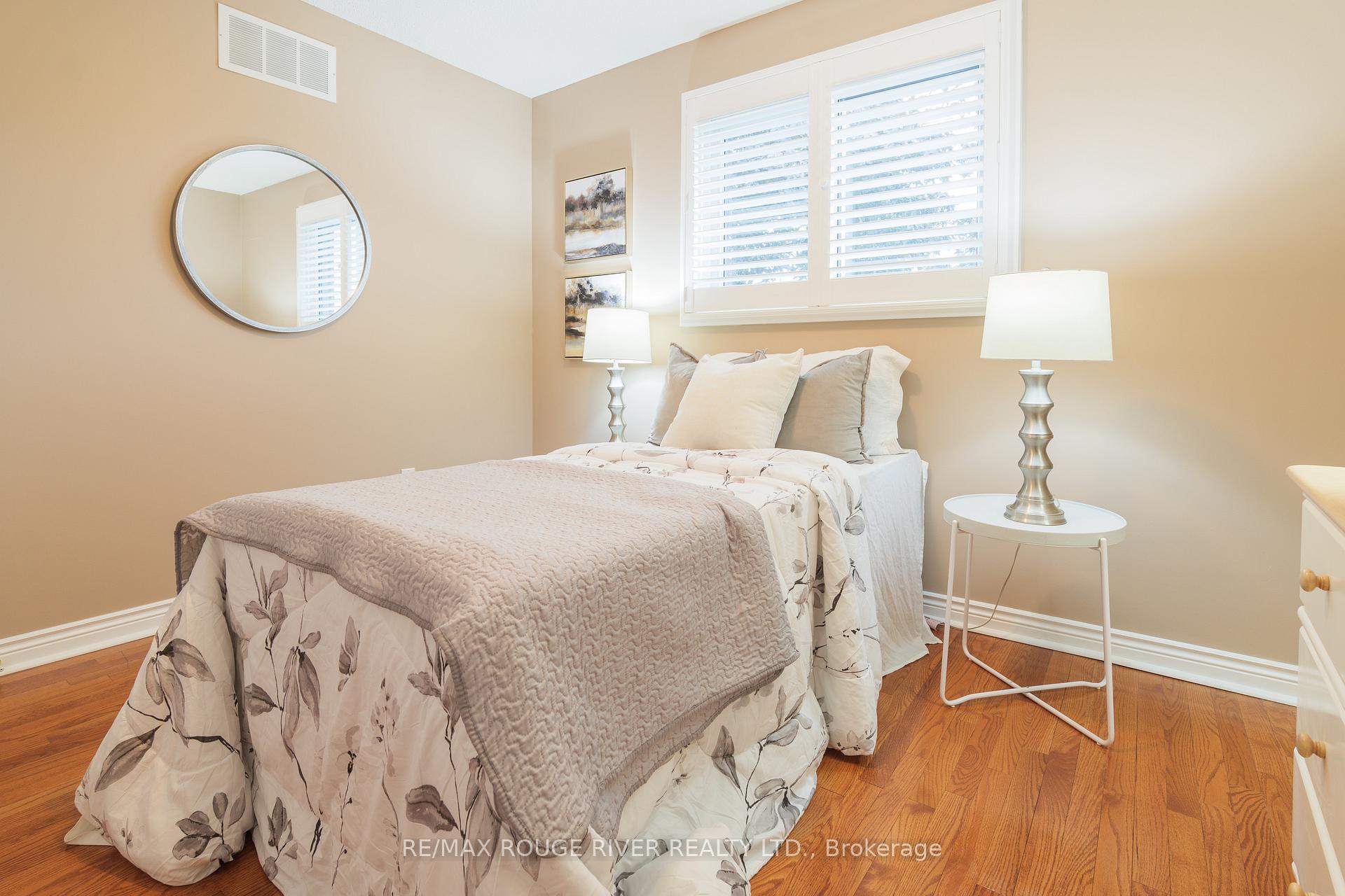 Photo 33 of 1830 Post Drive, Pickering, Amberlea — HOMEH