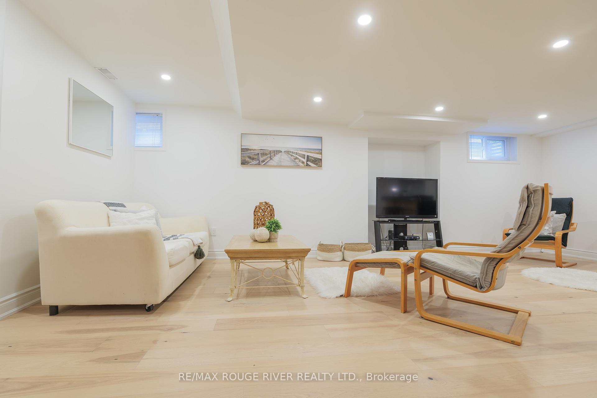 Photo 35 of 1830 Post Drive, Pickering, Amberlea — HOMEH