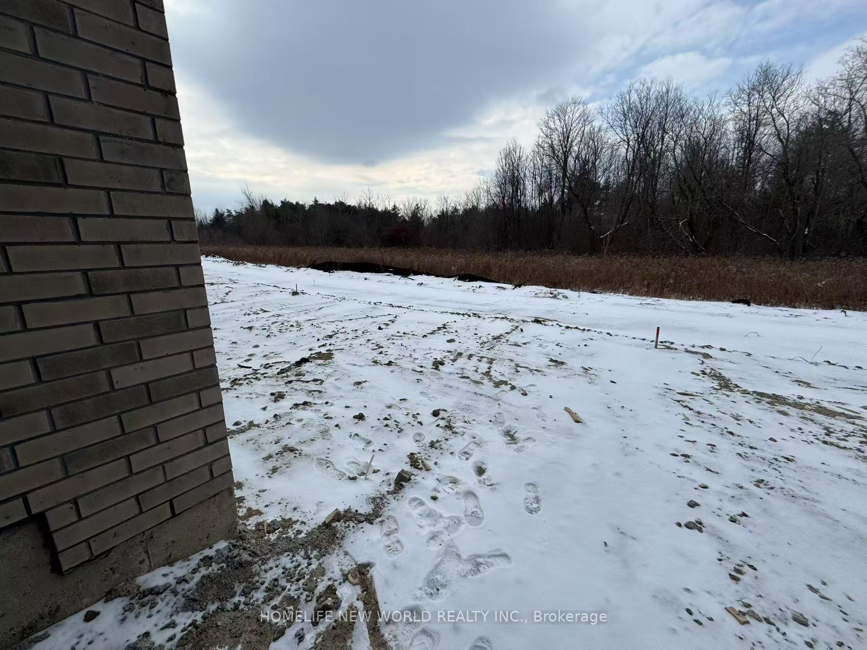 Photo 5 of 1048 Pisces Trail, Pickering, Rural Pickering — HOMEH