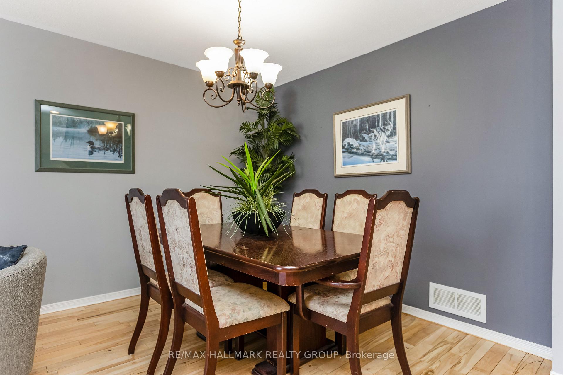 Photo 5 of 504 Lakeridge Drive, Ottawa, Avalon East — HOMEH