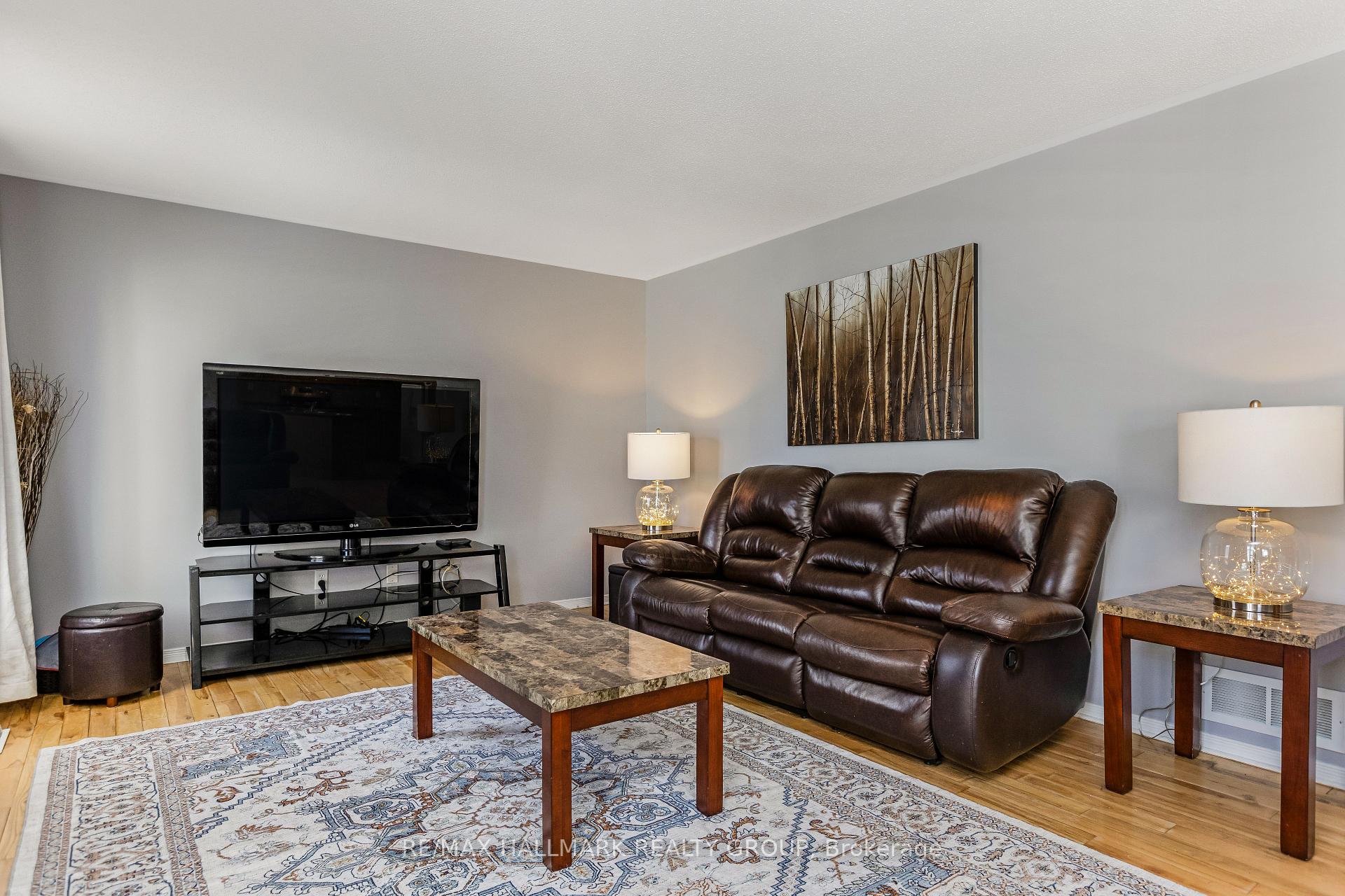 Photo 9 of 504 Lakeridge Drive, Ottawa, Avalon East — HOMEH