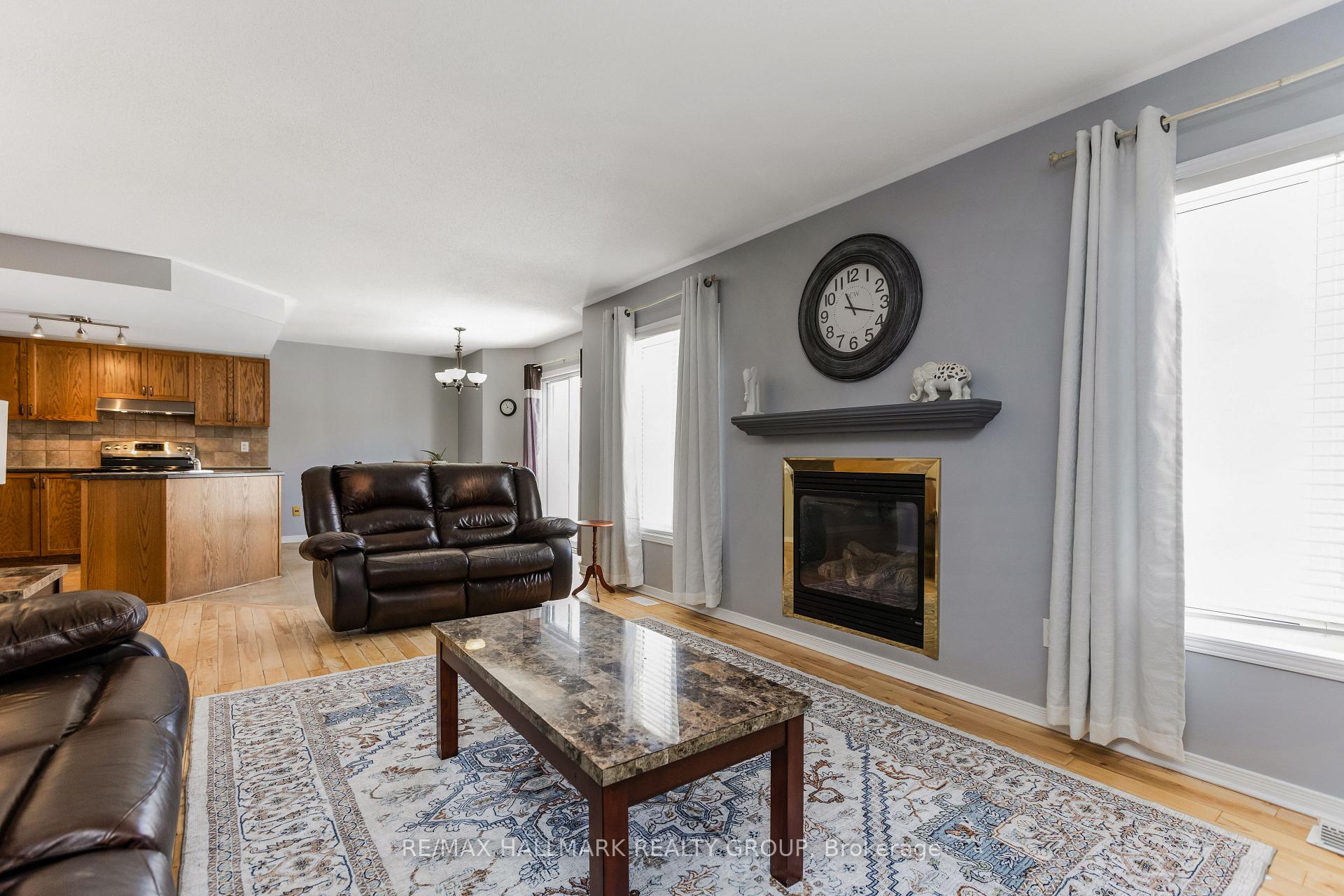 Photo 10 of 504 Lakeridge Drive, Ottawa, Avalon East — HOMEH