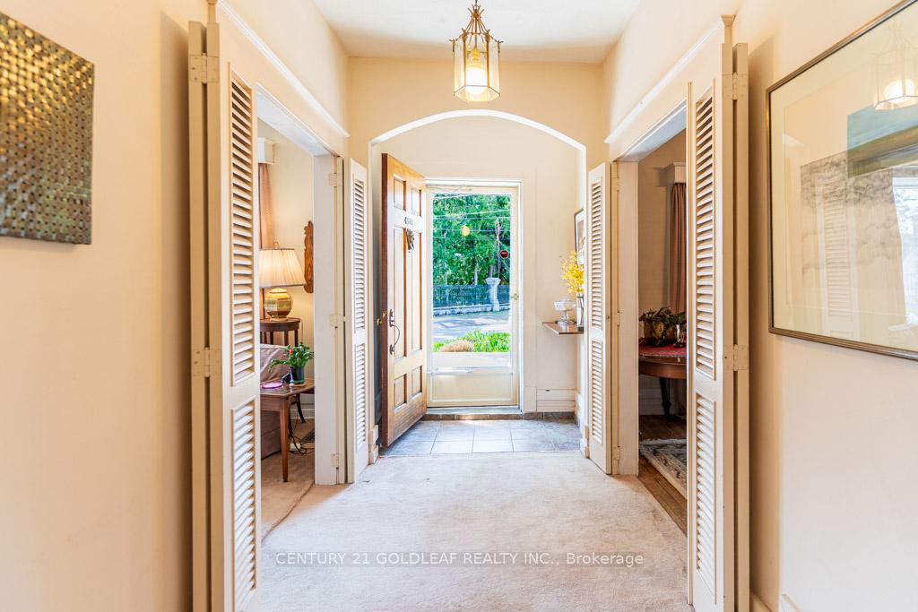 Photo 5 of 1128 Lisgar Road, Ottawa, Rockcliffe — HOMEH