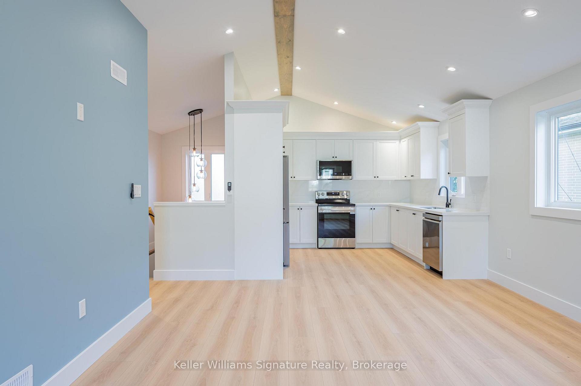 Photo 6 of 547 Hillside Street, Peterborough, Northcrest Ward 5 — HOMEH