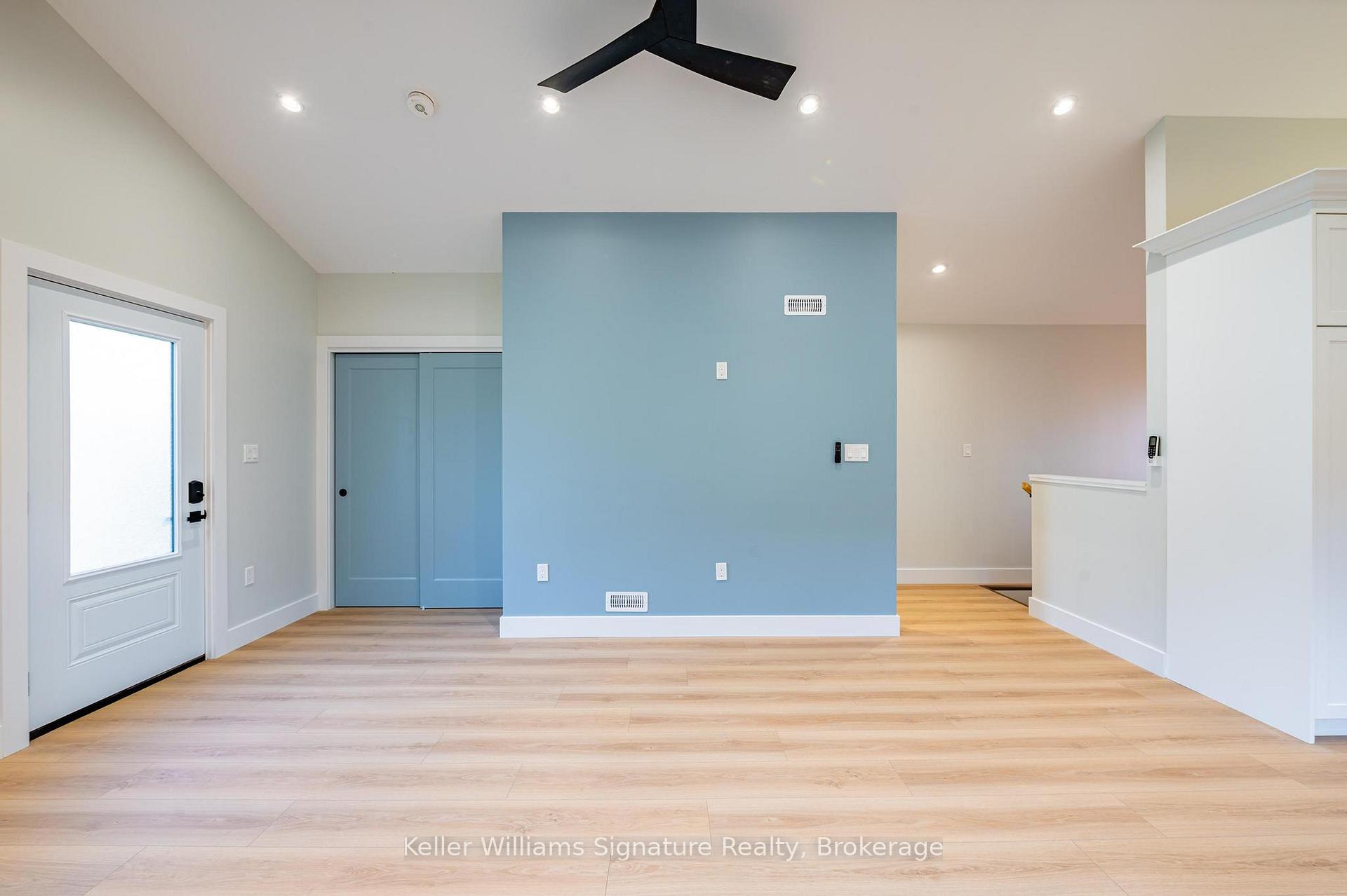 Photo 10 of 547 Hillside Street, Peterborough, Northcrest Ward 5 — HOMEH
