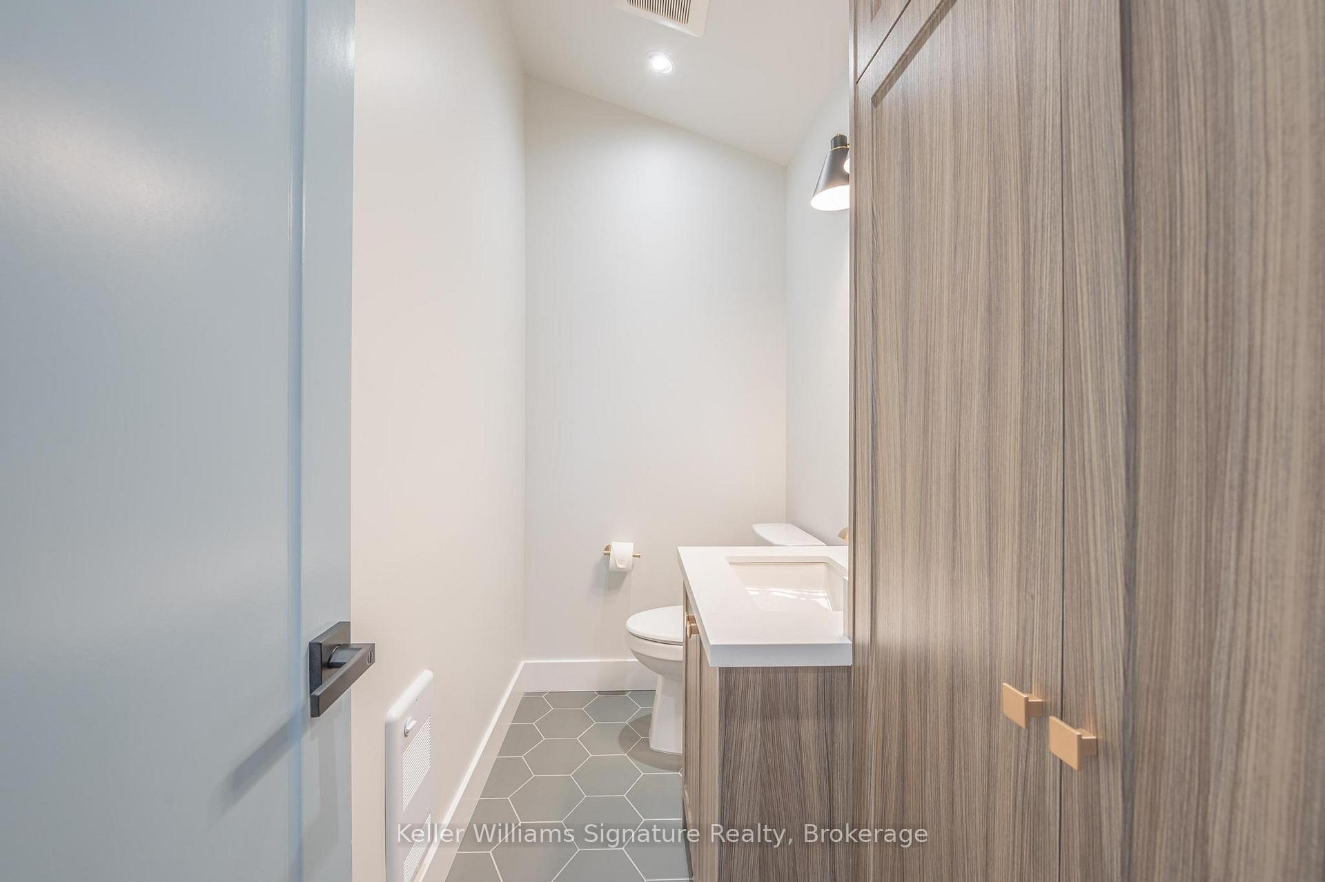Photo 20 of 547 Hillside Street, Peterborough, Northcrest Ward 5 — HOMEH