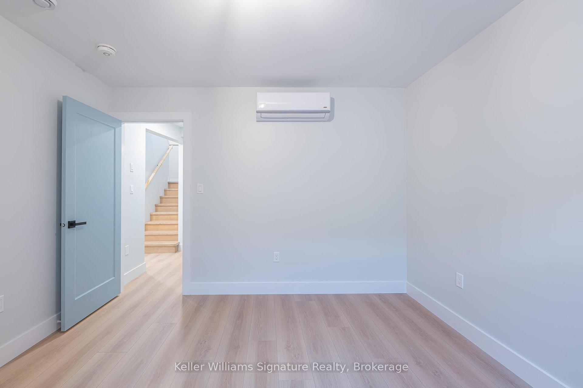 Photo 31 of 547 Hillside Street, Peterborough, Northcrest Ward 5 — HOMEH