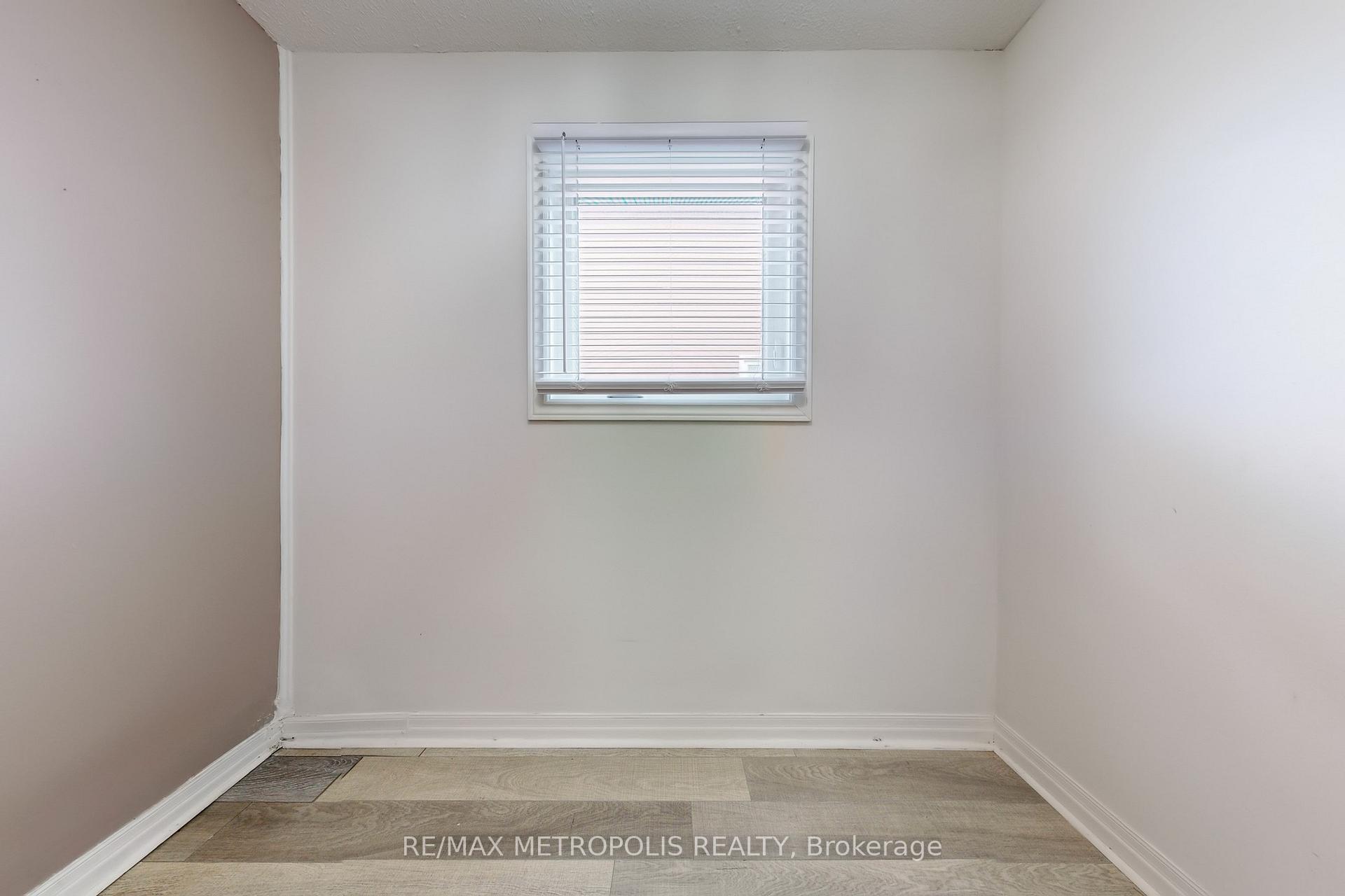 Photo 27 of 574 Cobblehill Drive, Oshawa, Pinecrest — HOMEH