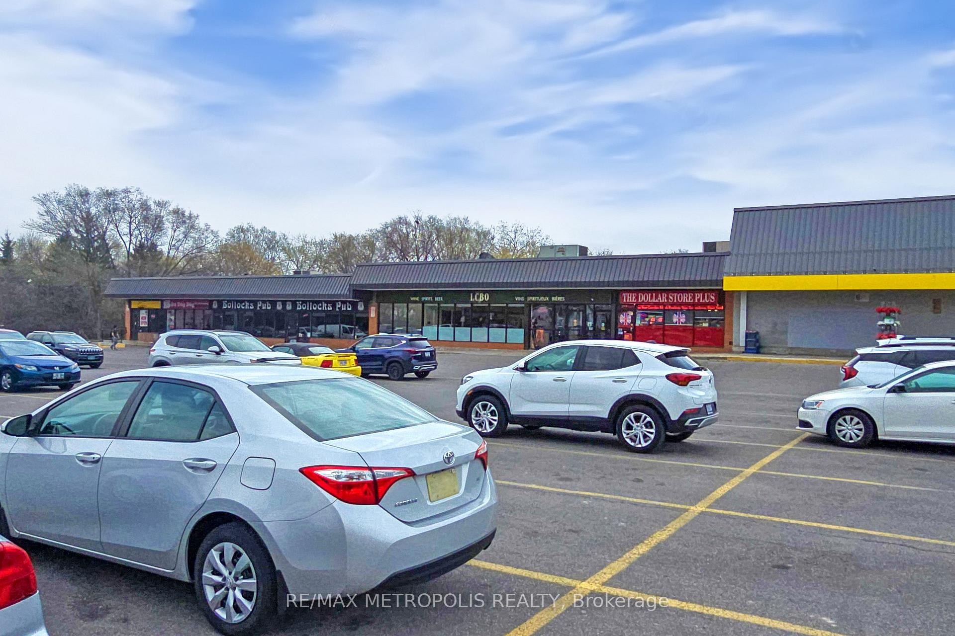 Photo 43 of 574 Cobblehill Drive, Oshawa, Pinecrest — HOMEH
