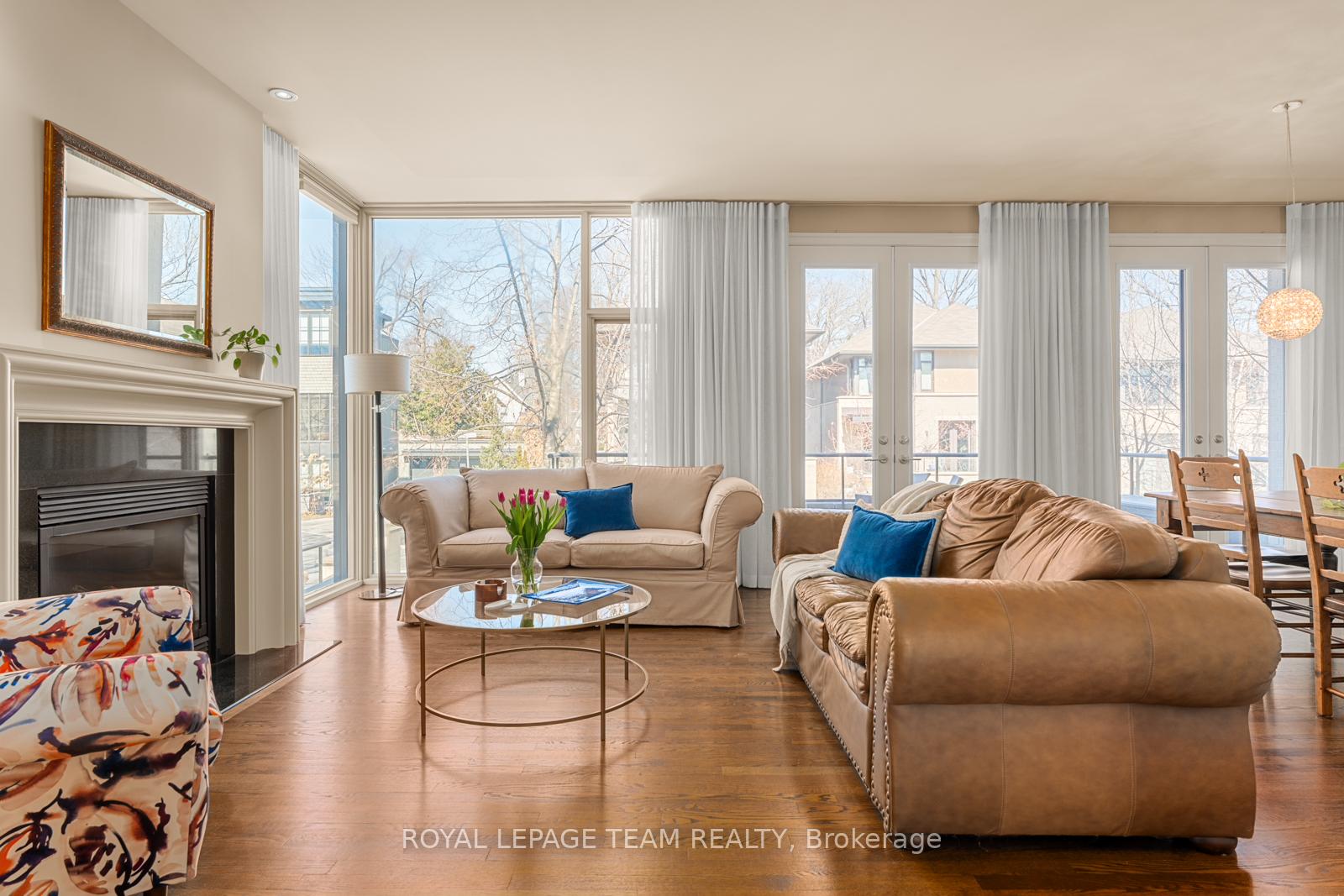 Photo 2 of 100 Black Maple Private, Ottawa, Rockcliffe — HOMEH
