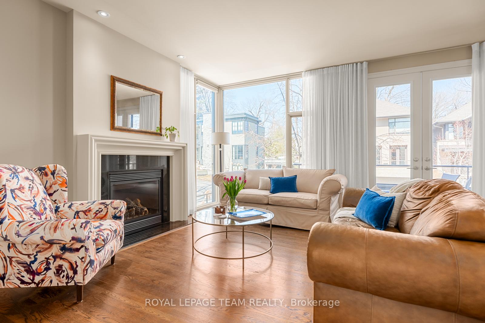 Photo 3 of 100 Black Maple Private, Ottawa, Rockcliffe — HOMEH