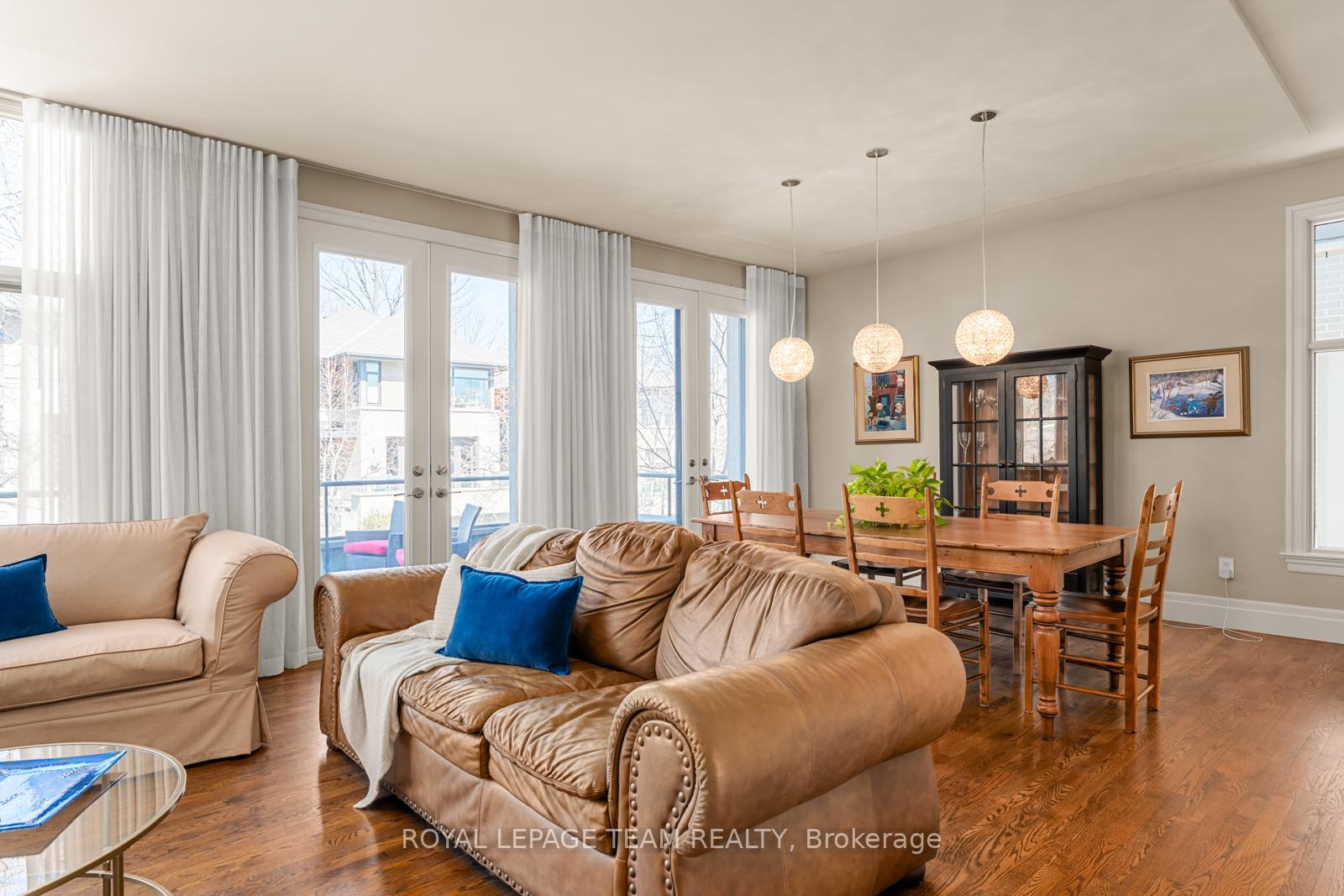 Photo 4 of 100 Black Maple Private, Ottawa, Rockcliffe — HOMEH
