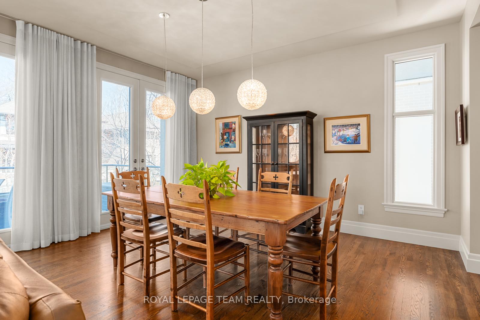 Photo 7 of 100 Black Maple Private, Ottawa, Rockcliffe — HOMEH