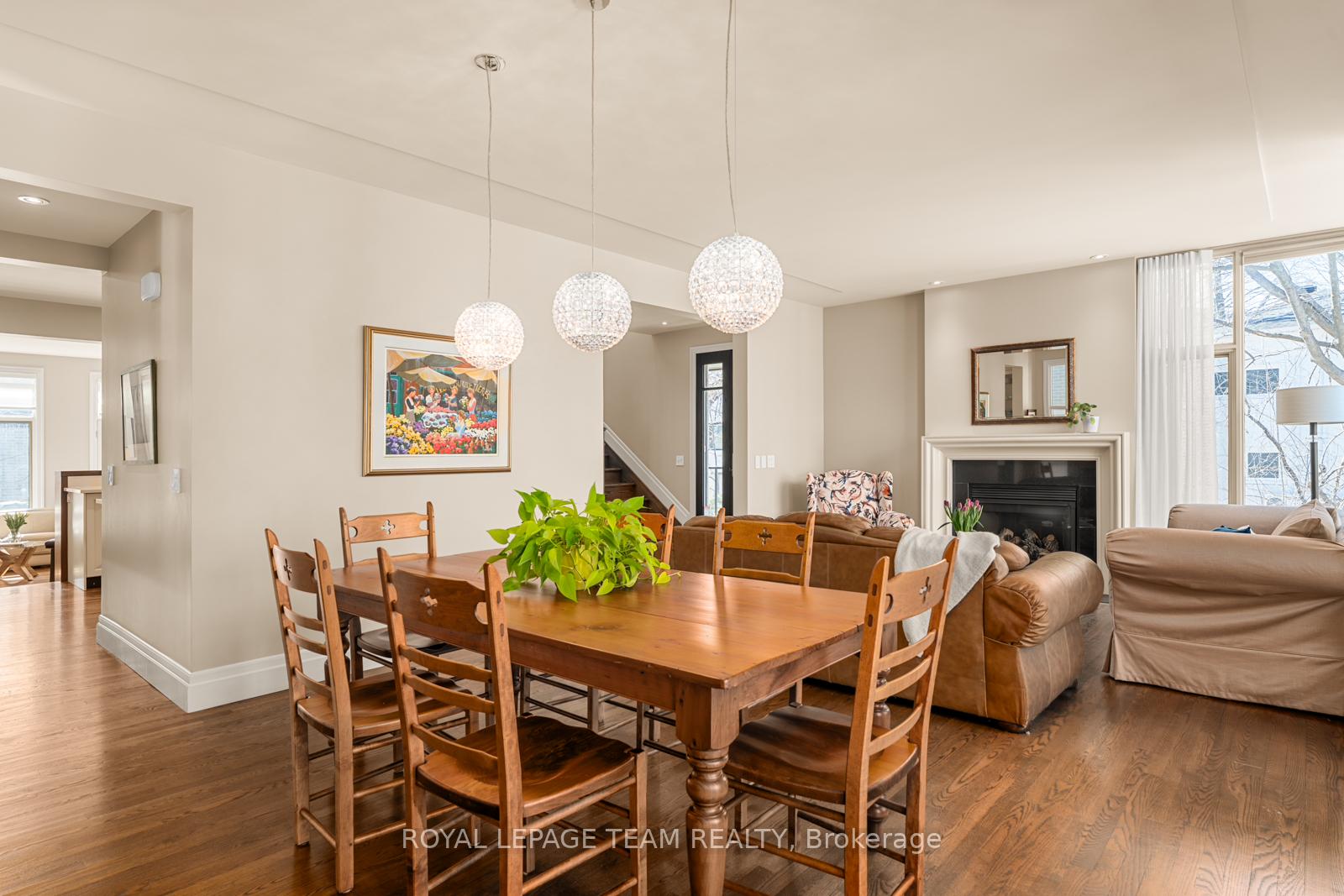 Photo 9 of 100 Black Maple Private, Ottawa, Rockcliffe — HOMEH