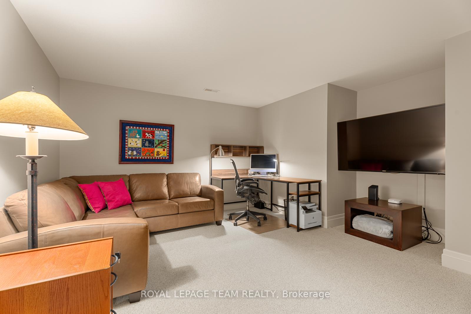 Photo 37 of 100 Black Maple Private, Ottawa, Rockcliffe — HOMEH