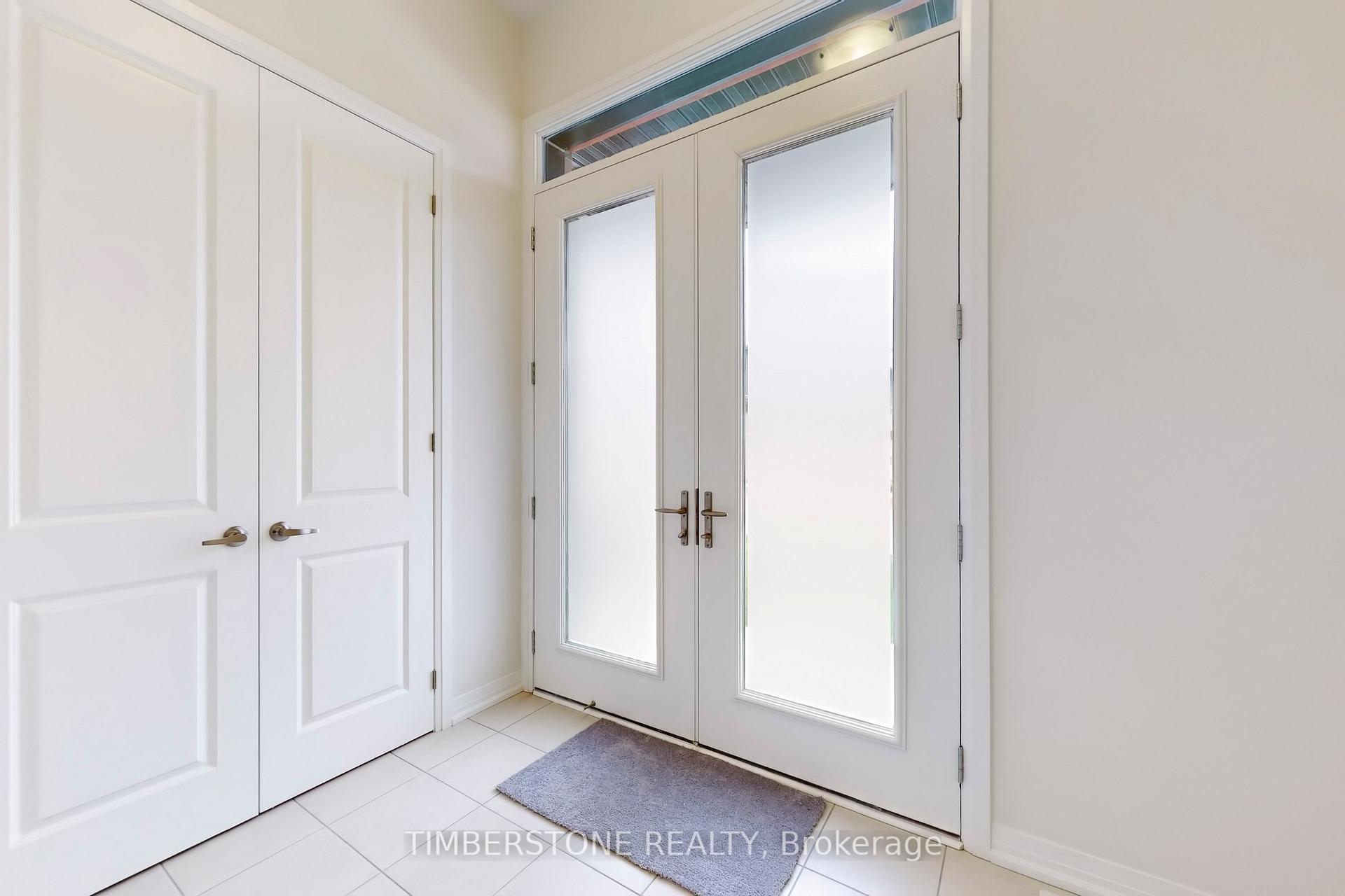 Photo 4 of 1823 Irish Moss Square, Pickering, Rural Pickering — HOMEH