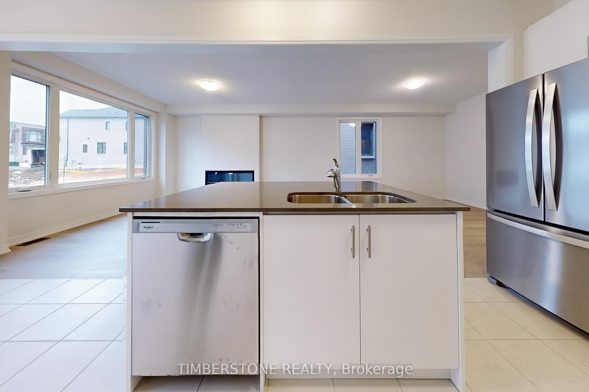 Photo 13 of 1823 Irish Moss Square, Pickering, Rural Pickering — HOMEH