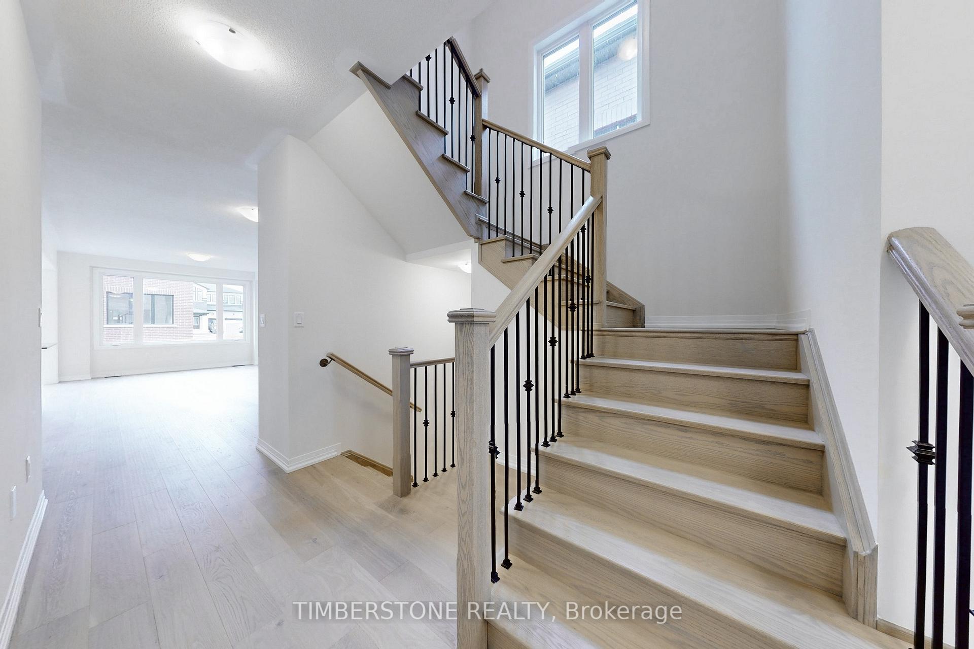 Photo 16 of 1823 Irish Moss Square, Pickering, Rural Pickering — HOMEH