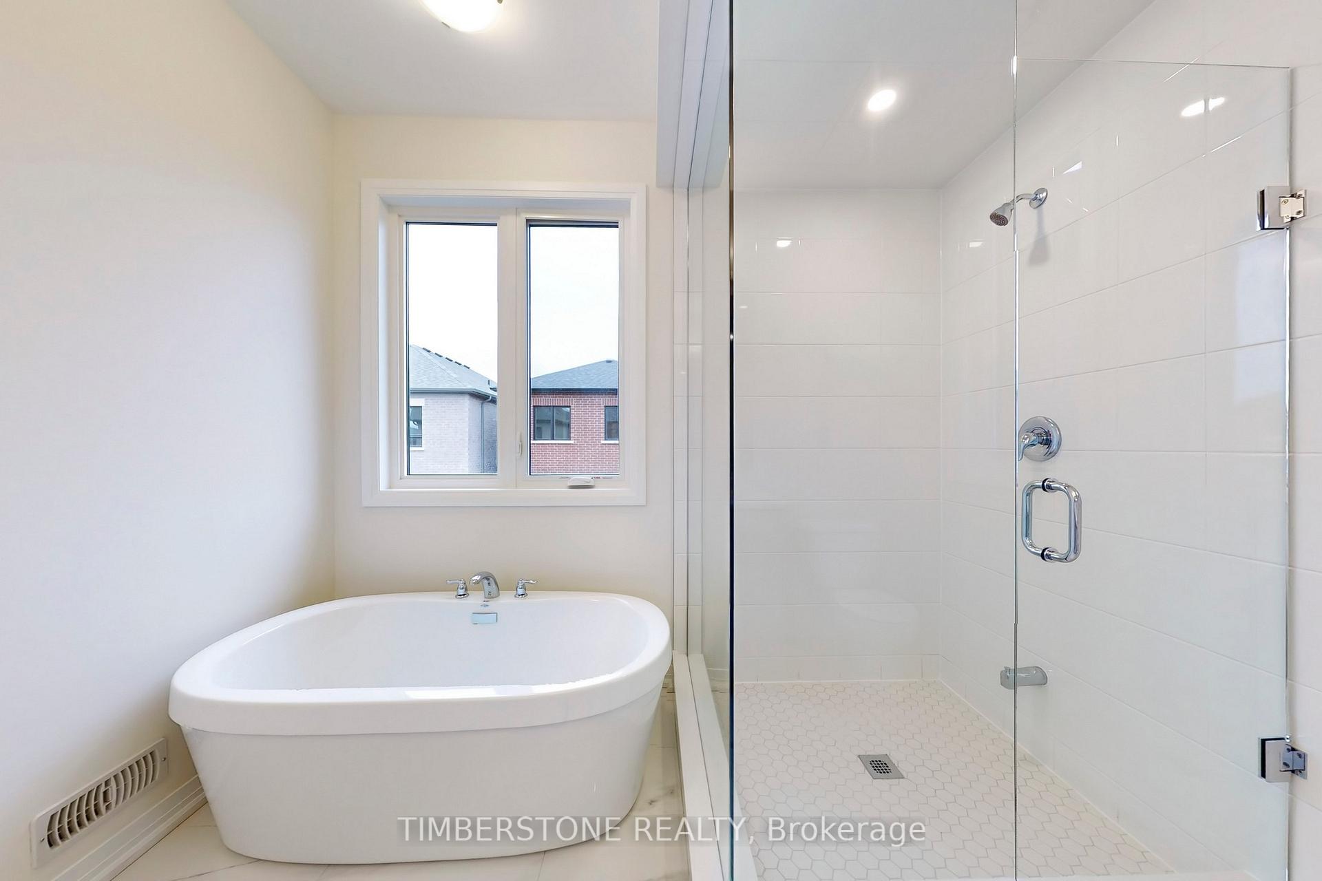 Photo 22 of 1823 Irish Moss Square, Pickering, Rural Pickering — HOMEH