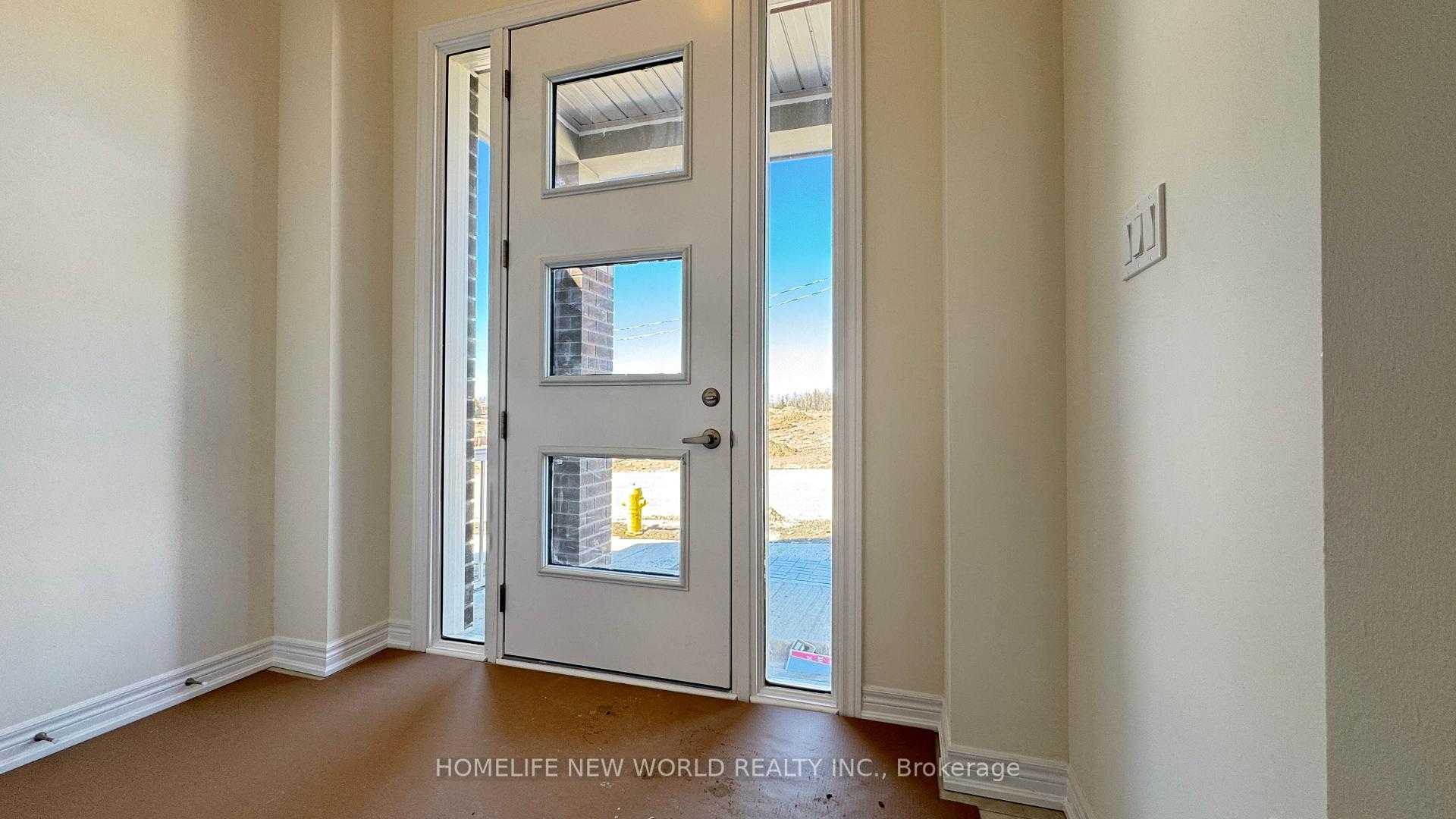 Photo 2 of 923 Elizabeth Mackenzie Drive, Pickering, Rural Pickering — HOMEH