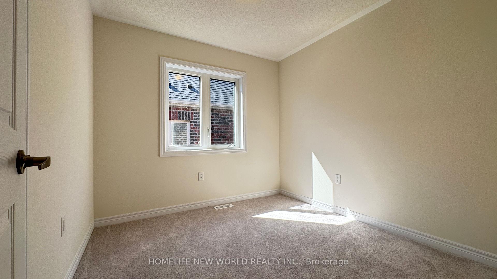 Photo 13 of 923 Elizabeth Mackenzie Drive, Pickering, Rural Pickering — HOMEH