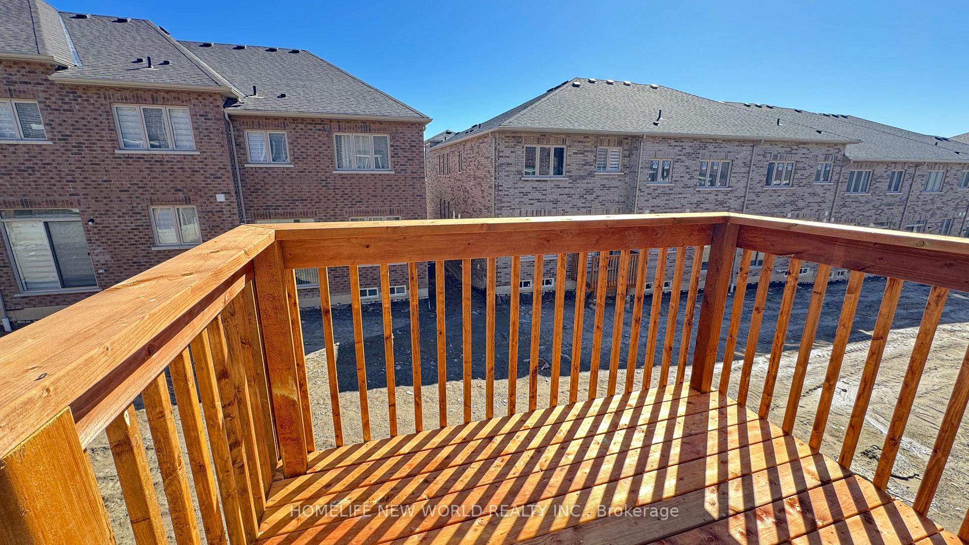Photo 18 of 923 Elizabeth Mackenzie Drive, Pickering, Rural Pickering — HOMEH