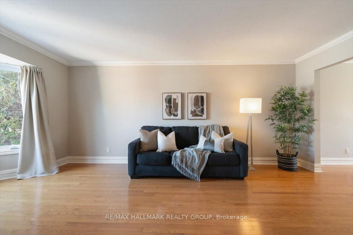 Photo 8 of 648 Apollo Way, Ottawa, Fallingbrook/Pineridge — HOMEH