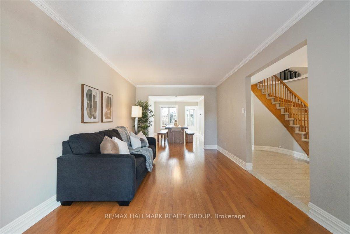 Photo 9 of 648 Apollo Way, Ottawa, Fallingbrook/Pineridge — HOMEH