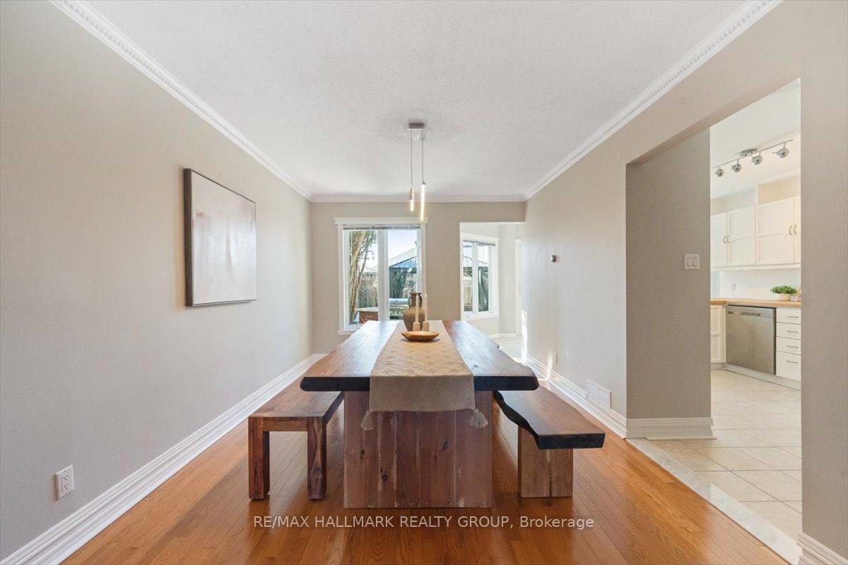Photo 10 of 648 Apollo Way, Ottawa, Fallingbrook/Pineridge — HOMEH