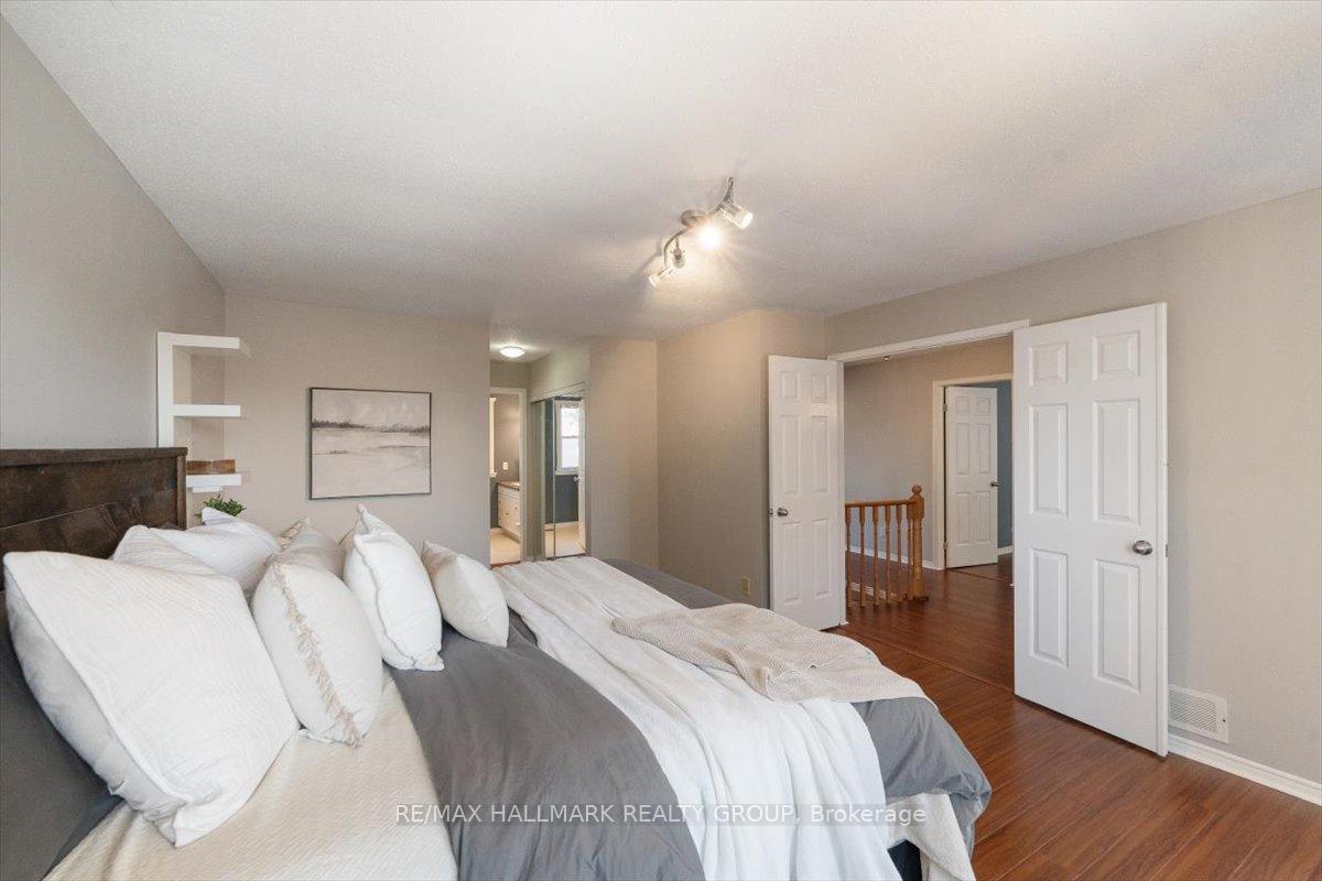 Photo 18 of 648 Apollo Way, Ottawa, Fallingbrook/Pineridge — HOMEH