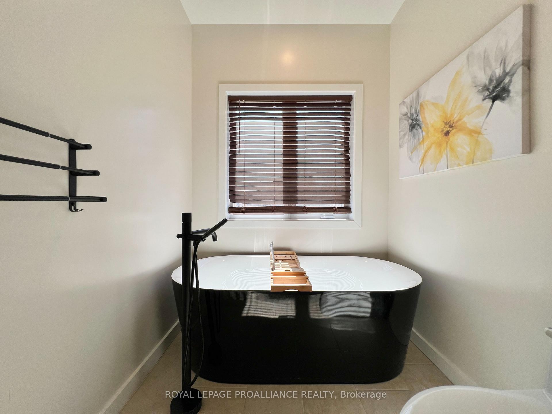 Photo 12 of 209 Prinyers Cove Crescent, Prince Edward County, North Marysburg Ward — HOMEH