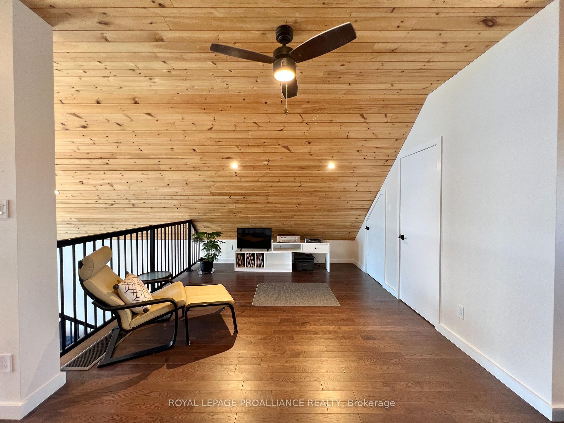 Photo 16 of 209 Prinyers Cove Crescent, Prince Edward County, North Marysburg Ward — HOMEH