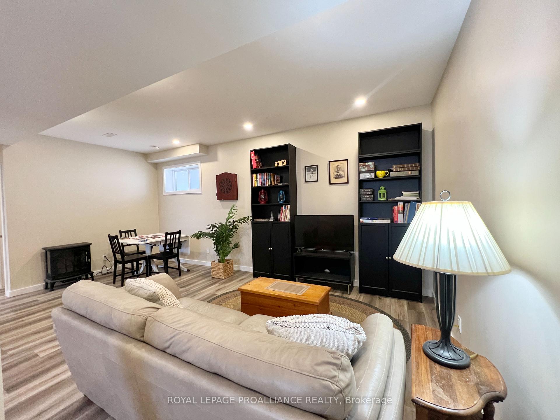 Photo 21 of 209 Prinyers Cove Crescent, Prince Edward County, North Marysburg Ward — HOMEH