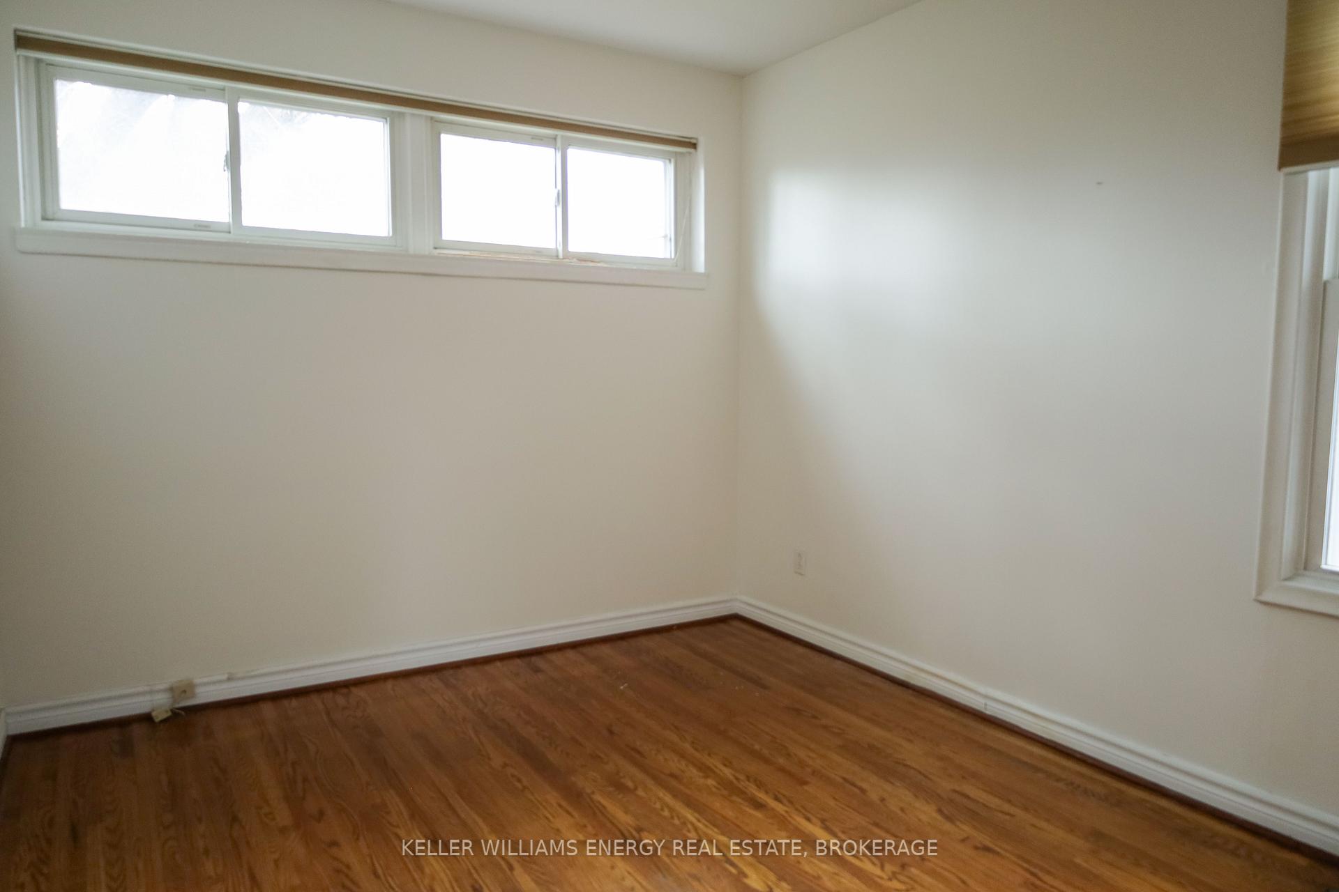 Photo 11 of Unit Upper, 134 Melrose Street, Oshawa, Donevan — HOMEH