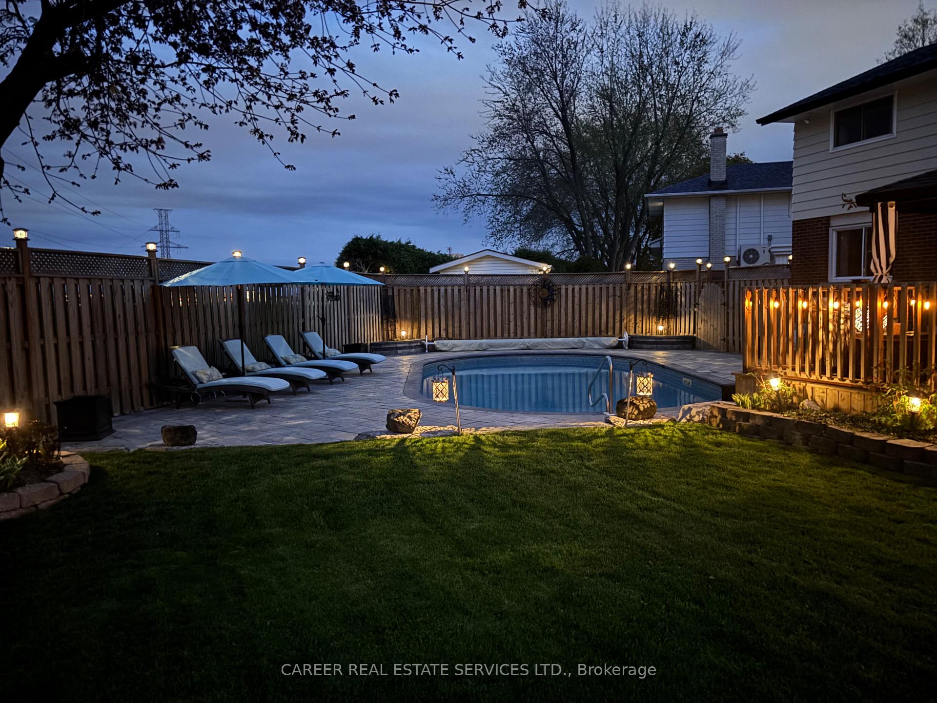 Photo 40 of 400 Lambeth Court, Oshawa, Centennial — HOMEH
