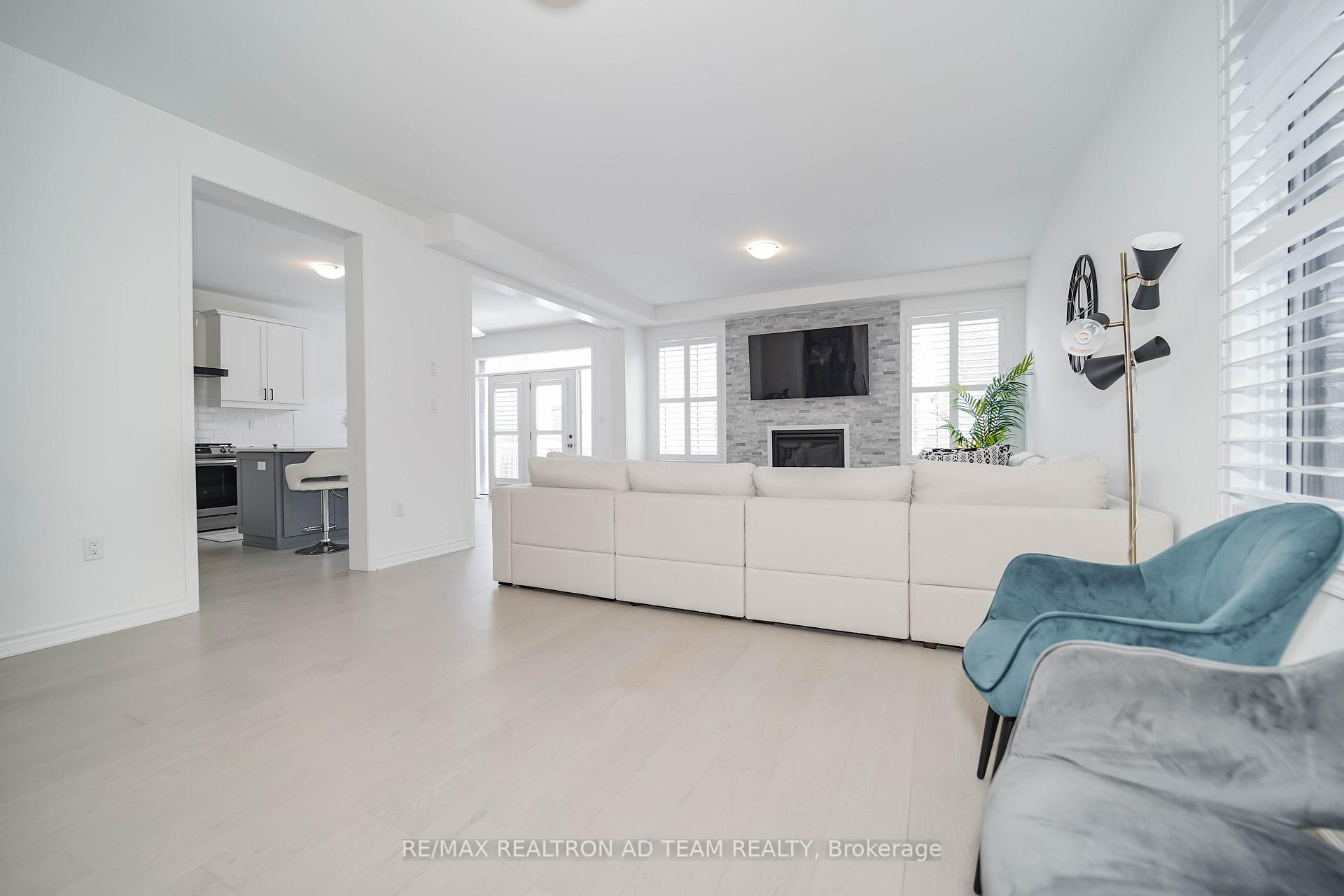 Photo 6 of 3086 Paperbirch Trail, Pickering, Rural Pickering — HOMEH