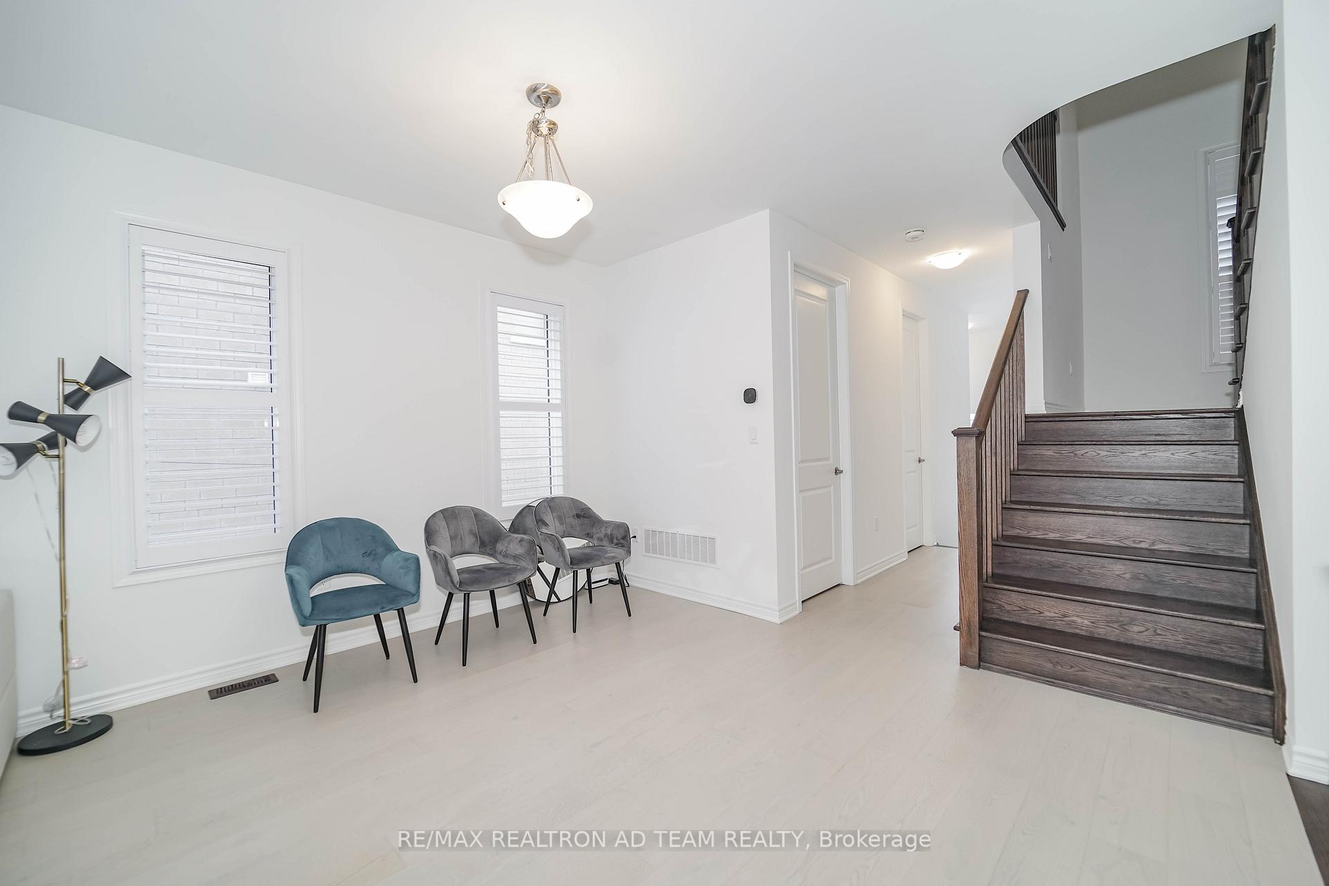 Photo 7 of 3086 Paperbirch Trail, Pickering, Rural Pickering — HOMEH
